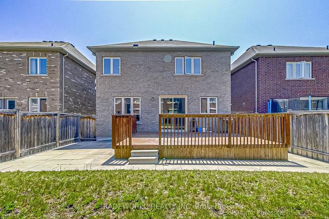 38 Locust Terr, House detached with 4 bedrooms, 5 bathrooms and 4 parking in Markham ON | Image 6