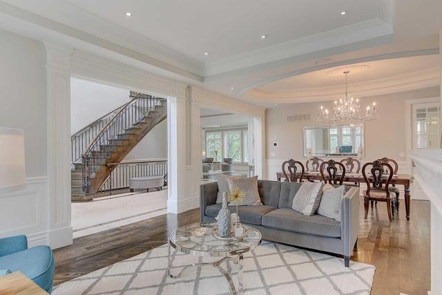 14 Aneta Circ, House detached with 4 bedrooms, 7 bathrooms and 4 parking in Toronto ON | Image 6