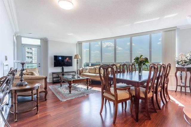 1306 - 15 Greenview Ave, Condo with 2 bedrooms, 2 bathrooms and 1 parking in Toronto ON | Image 3