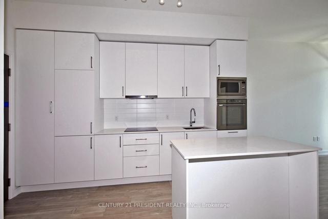204 - 27 Bathrust St, Condo with 2 bedrooms, 1 bathrooms and 0 parking in Toronto ON | Image 37