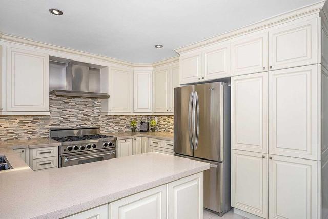 807 Childs Dr, House detached with 4 bedrooms, 4 bathrooms and 6 parking in Milton ON | Image 10