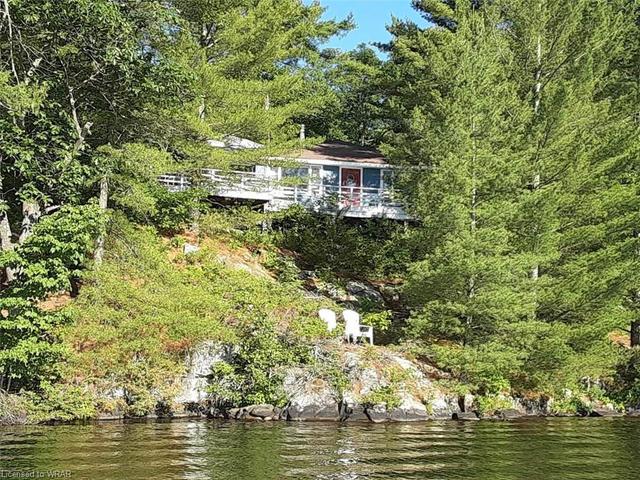 1370 Island 360 Six Mile Lake, House detached with 3 bedrooms, 1 bathrooms and null parking in Georgian Bay ON | Image 4