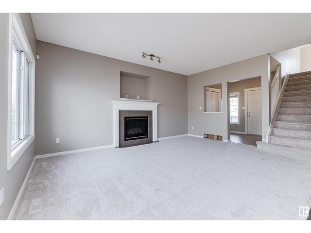 7716 8 Av Sw, House detached with 4 bedrooms, 3 bathrooms and null parking in Edmonton AB | Image 7