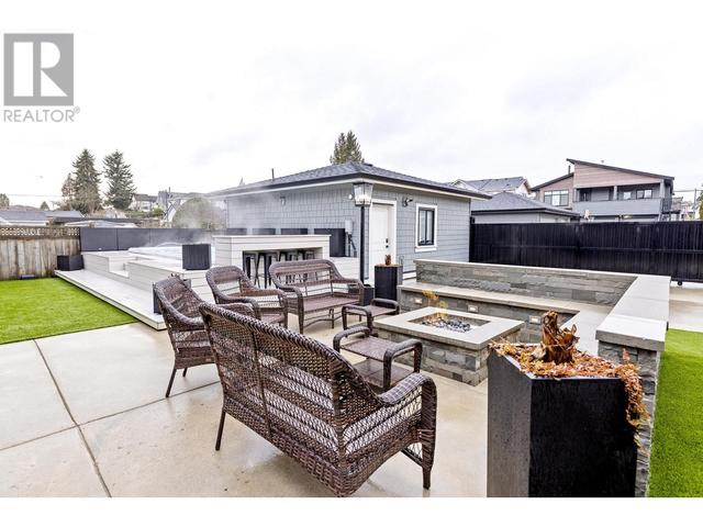 8151 13th Avenue, House detached with 9 bedrooms, 9 bathrooms and 4 parking in Burnaby BC | Image 34