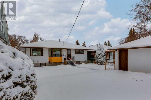 2216 12 Avenue Nw, House detached with 2 bedrooms, 1 bathrooms and 1 parking in Calgary AB | Image 9