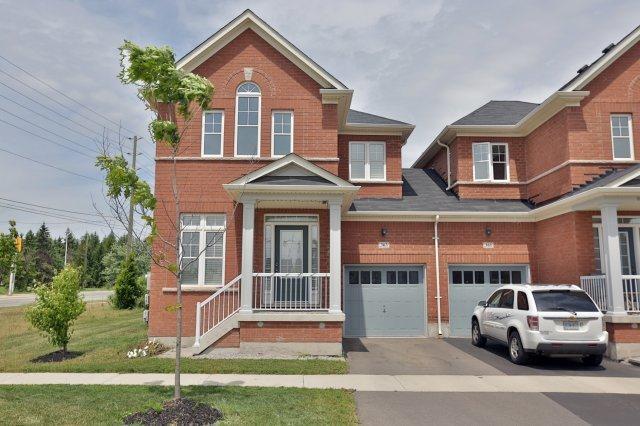 363 Nairn Circ, House semidetached with 4 bedrooms, 3 bathrooms and 1 parking in Milton ON | Image 1