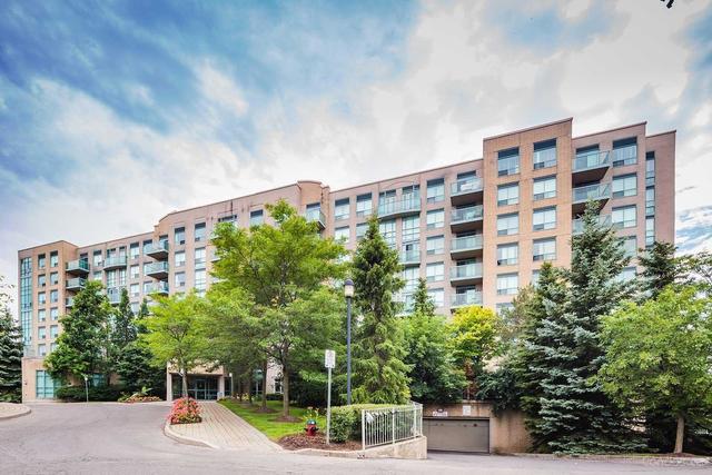 407 - 3 Ellesmere St, Condo with 1 bedrooms, 2 bathrooms and 1 parking in Richmond Hill ON | Image 1