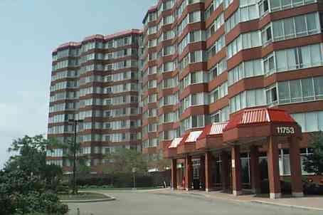 607 - 11753 Sheppard Ave E, Condo with 2 bedrooms, 2 bathrooms and 1 parking in Toronto ON | Image 1