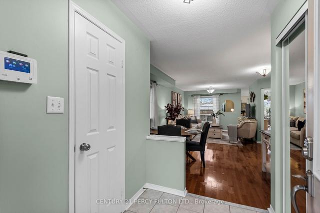 1202 Monica Cook Pl, House detached with 3 bedrooms, 3 bathrooms and 3 parking in Pickering ON | Image 34