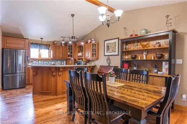 2115 County Road 620 Rd, House detached with 3 bedrooms, 2 bathrooms and 26 parking in North Kawartha ON | Image 8