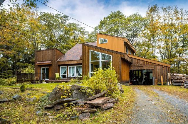 1017 Clearwater Shores Blvd, House detached with 3 bedrooms, 2 bathrooms and 6 parking in Muskoka Lakes ON | Image 1