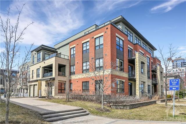 302 - 301 Bayrose Drive, Condo with 2 bedrooms, 2 bathrooms and 1 parking in Ottawa ON | Image 1