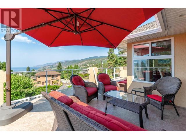 2820 Arawana Road, House detached with 4 bedrooms, 3 bathrooms and 2 parking in Okanagan Similkameen E BC | Image 16