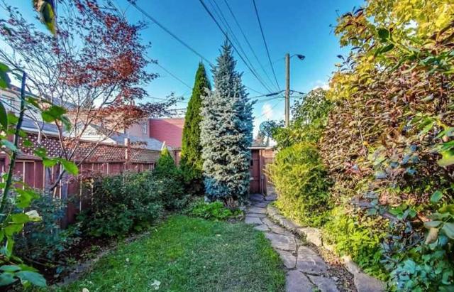 142 Morrison Ave, House semidetached with 3 bedrooms, 2 bathrooms and 1 parking in Toronto ON | Image 25