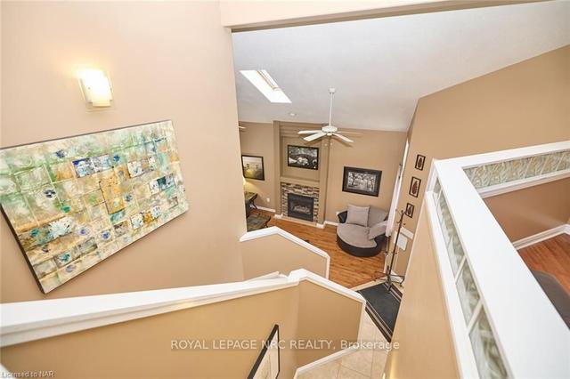 8605 Bell Cres, House detached with 3 bedrooms, 3 bathrooms and 4 parking in Niagara Falls ON | Image 24