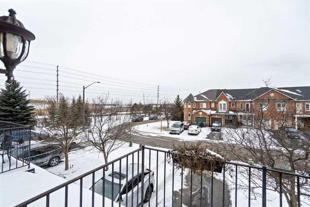 3911 Coachman Circ, House attached with 3 bedrooms, 4 bathrooms and 3 parking in Mississauga ON | Image 16