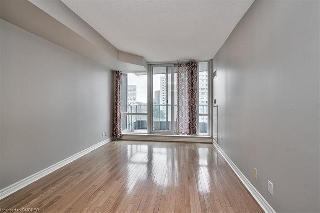 712 - 1 Elm Drive W, House attached with 1 bedrooms, 2 bathrooms and 1 parking in Mississauga ON | Image 10