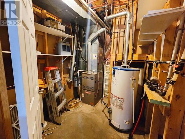 Utility Room in the Basement | Image 32