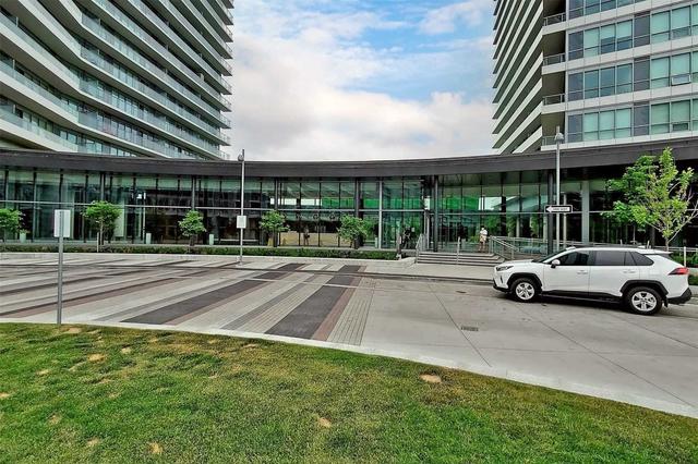 2501 - 117 Mcmahon Dr, Condo with 0 bedrooms, 1 bathrooms and 1 parking in Toronto ON | Image 32