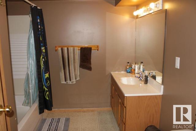 4319 54 Av, House detached with 3 bedrooms, 2 bathrooms and 4 parking in Tofield AB | Image 14