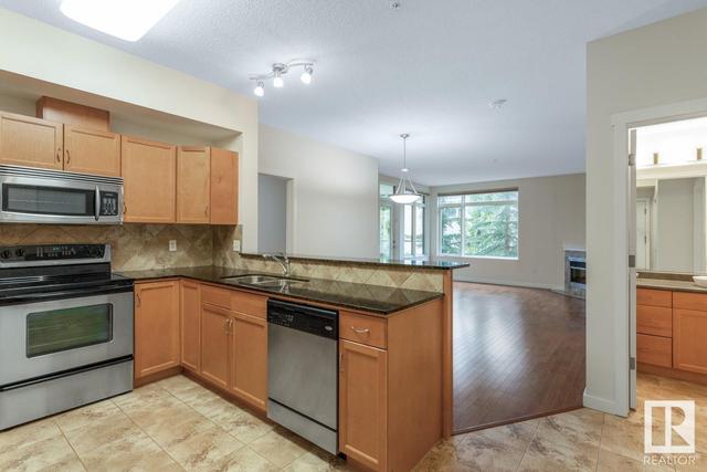 206 - 11140 68 Av Nw, Condo with 2 bedrooms, 2 bathrooms and 1 parking in Edmonton AB | Image 5