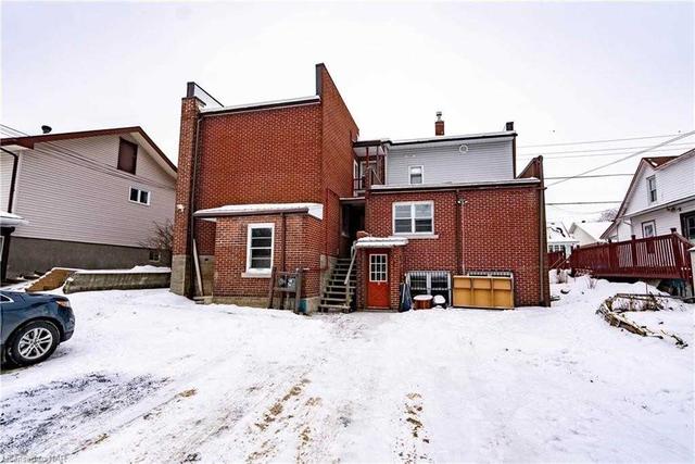 270-272 Whittaker St, House detached with 9 bedrooms, 6 bathrooms and 8 parking in Greater Sudbury ON | Image 17