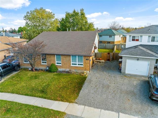 7924 Post Road, House semidetached with 2 bedrooms, 2 bathrooms and 2 parking in Niagara Falls ON | Image 1