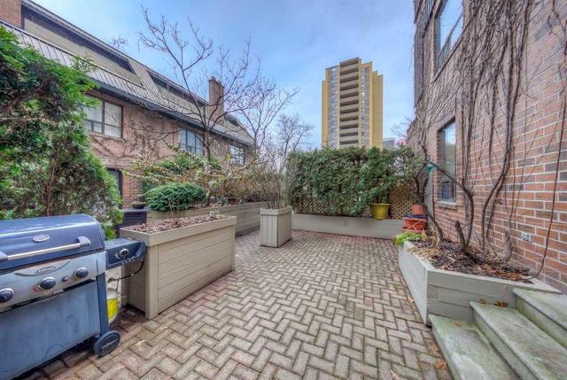 203 - 19 Dundonald St, Condo with 2 bedrooms, 2 bathrooms and 1 parking in Toronto ON | Image 21