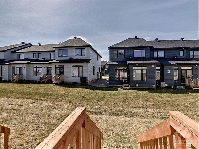 750 Putney Crescent, Townhouse with 4 bedrooms, 3 bathrooms and 3 parking in Ottawa ON | Image 22