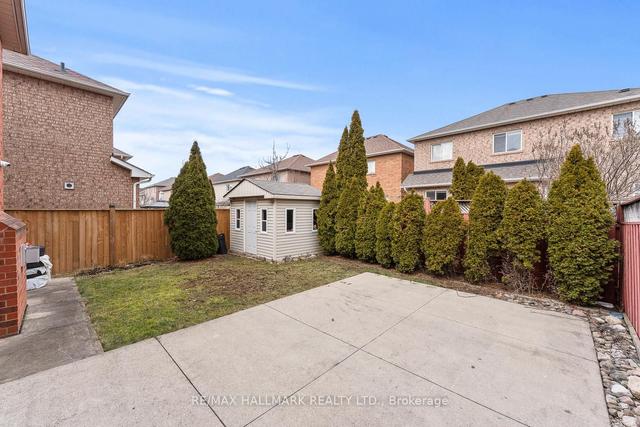 56 Adventure Cres, House detached with 3 bedrooms, 3 bathrooms and 4 parking in Vaughan ON | Image 22