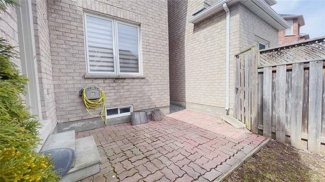 35 Briarcrest Dr, House semidetached with 3 bedrooms, 4 bathrooms and 2 parking in Markham ON | Image 31