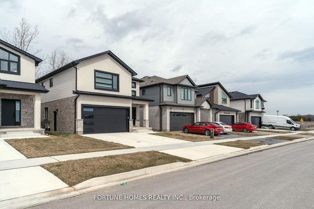 228 Knott Dr, House detached with 4 bedrooms, 4 bathrooms and 6 parking in London ON | Image 12