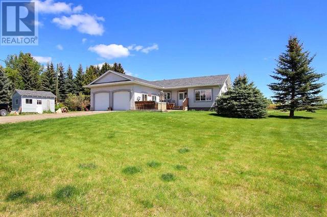 30 - 5139 27 Highway, House detached with 5 bedrooms, 3 bathrooms and 4 parking in Mountain View County AB | Image 3