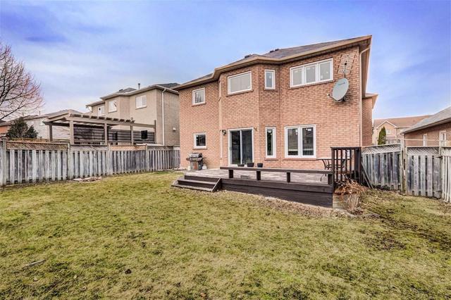 335 Brookside Ave, House detached with 4 bedrooms, 5 bathrooms and 6 parking in Richmond Hill ON | Image 24