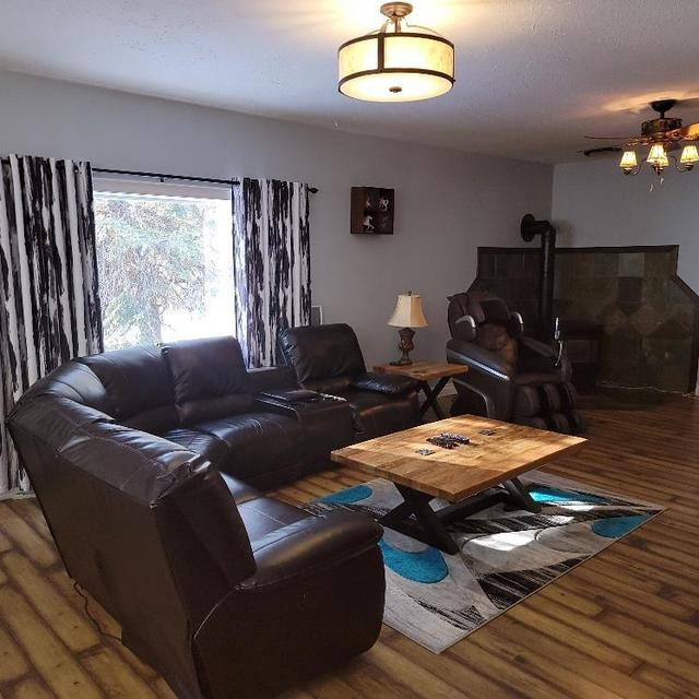 26520 590 Highway E, House detached with 4 bedrooms, 2 bathrooms and null parking in Red Deer County AB | Image 18