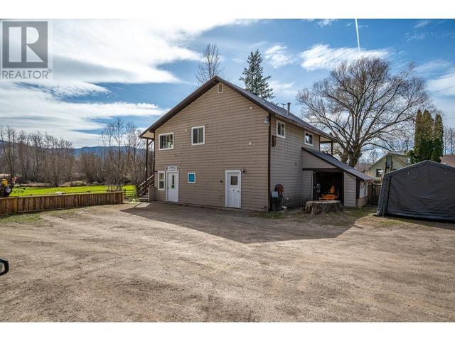 3312 6 Highway, House detached with 3 bedrooms, 2 bathrooms and 10 parking in North Okanagan D BC | Image 35