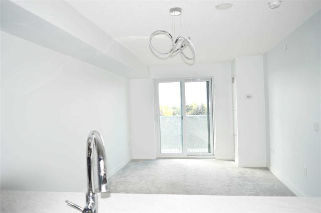 509 - 1346 Danforth Rd, Condo with 1 bedrooms, 1 bathrooms and 1 parking in Toronto ON | Image 2