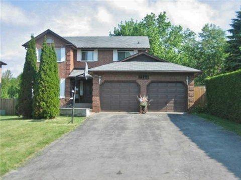 1144 Olive Ave, House detached with 4 bedrooms, 4 bathrooms and 6 parking in Oshawa ON | Image 1