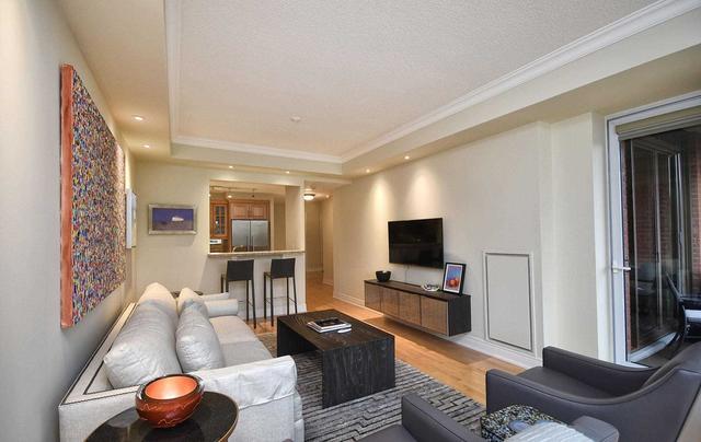 405 - 2 Roxborough St E, Condo with 1 bedrooms, 1 bathrooms and 1 parking in Toronto ON | Image 33