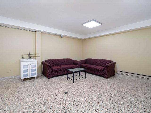 410 - 240 Markland Dr, Condo with 2 bedrooms, 1 bathrooms and 0 parking in Toronto ON | Image 10
