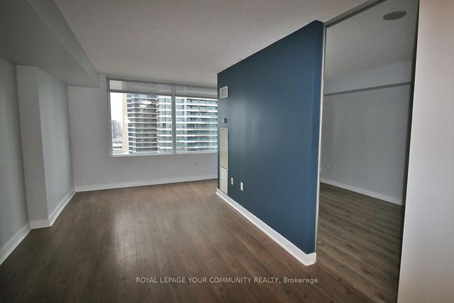 3805 - 25 Telegram Mews, Condo with 1 bedrooms, 1 bathrooms and 1 parking in Toronto ON | Image 4