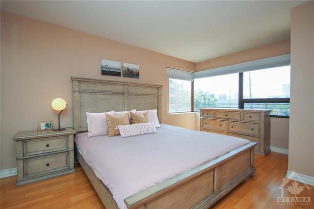 304 - 151 Bay Street, Condo with 2 bedrooms, 2 bathrooms and 1 parking in Ottawa ON | Image 20