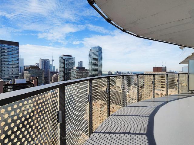 3202 - 11 Wellesley St W, Condo with 2 bedrooms, 2 bathrooms and 1 parking in Toronto ON | Image 34