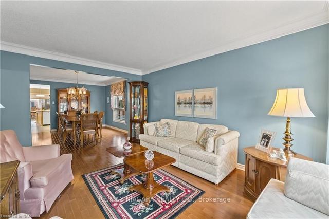 24 Farris Ave, House detached with 3 bedrooms, 2 bathrooms and 4 parking in St. Catharines ON | Image 34