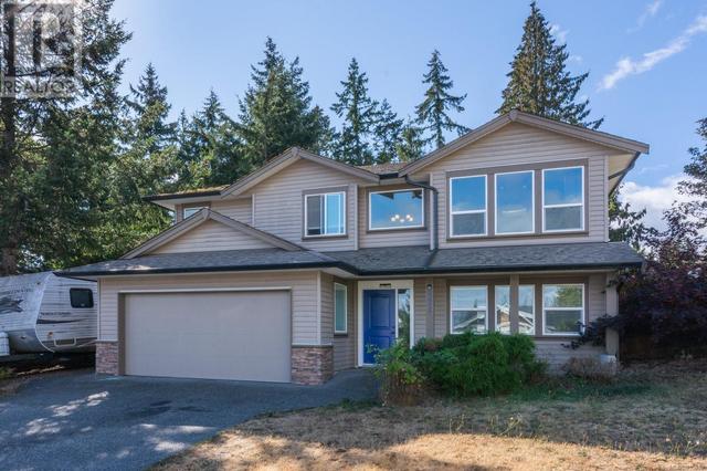 2311 Rockwood Pl, House detached with 5 bedrooms, 3 bathrooms and 2 parking in Nanaimo BC | Card Image