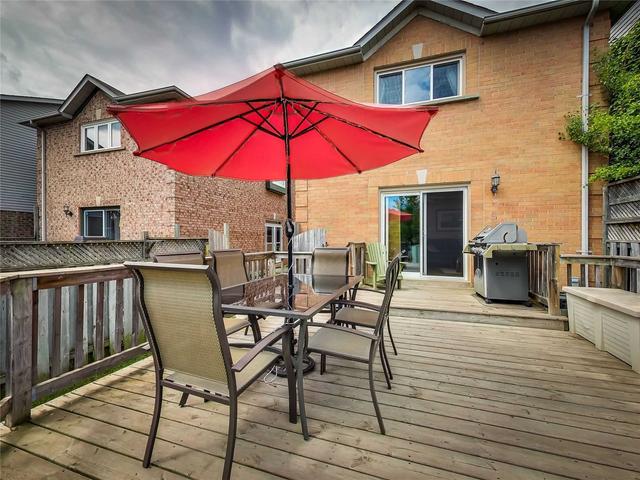 2405 Stefi Tr, House attached with 3 bedrooms, 3 bathrooms and 3 parking in Oakville ON | Image 18
