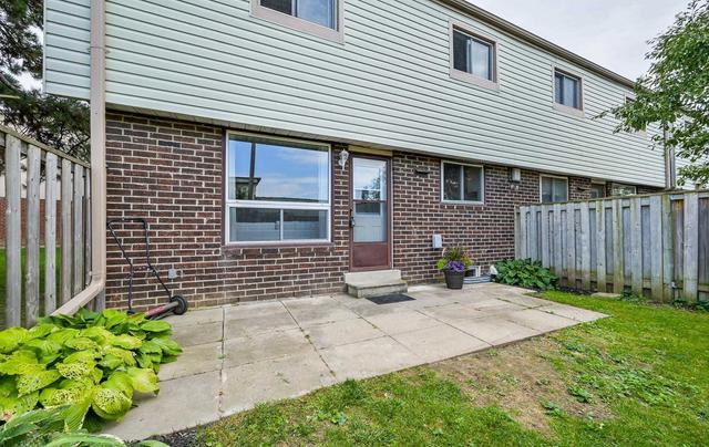 91 - 120 Nonquon Rd, Townhouse with 3 bedrooms, 1 bathrooms and 1 parking in Oshawa ON | Image 21