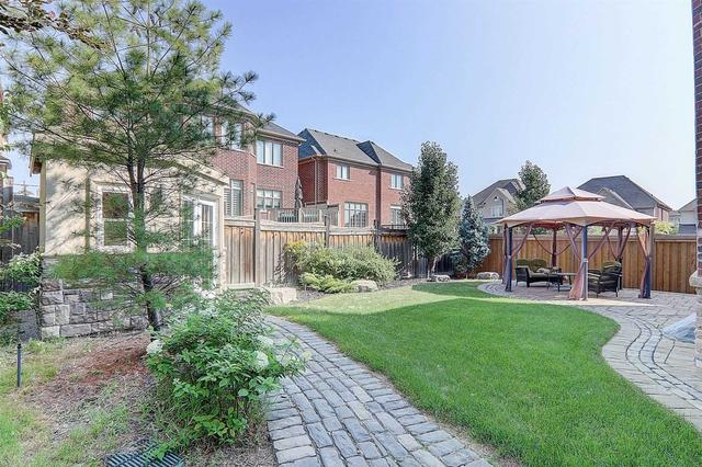 10 Royal West Rd, House detached with 4 bedrooms, 4 bathrooms and 4 parking in Markham ON | Image 29