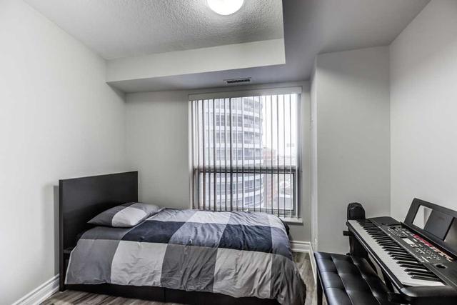 1419 - 135 Village Green Sq, Condo with 2 bedrooms, 2 bathrooms and 1 parking in Toronto ON | Image 7