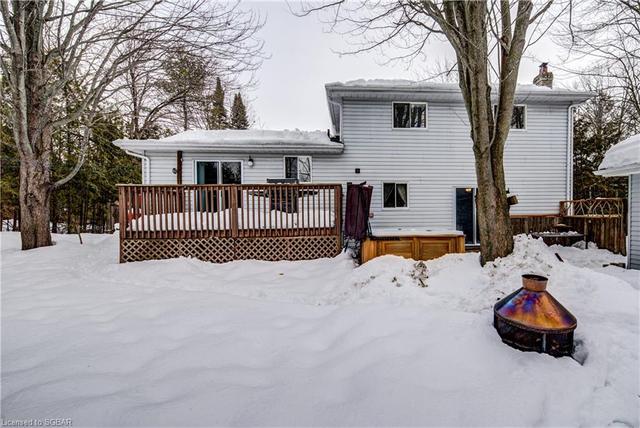 86 42nd Street S, House detached with 3 bedrooms, 1 bathrooms and null parking in Wasaga Beach ON | Image 40